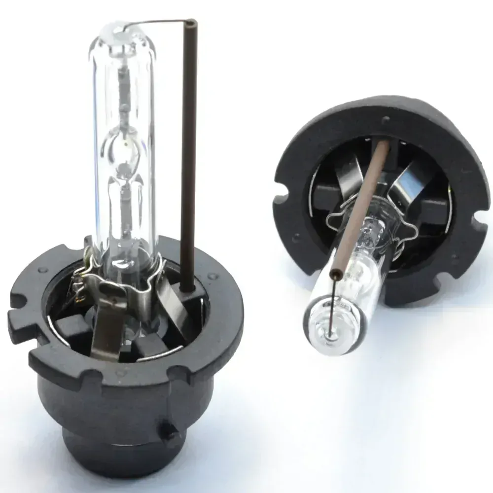 Sada 2 výbojky D2S - 5000K (kovové úchyty) + 2 LED žárovky W5W T10 - Bílá (COB LED)