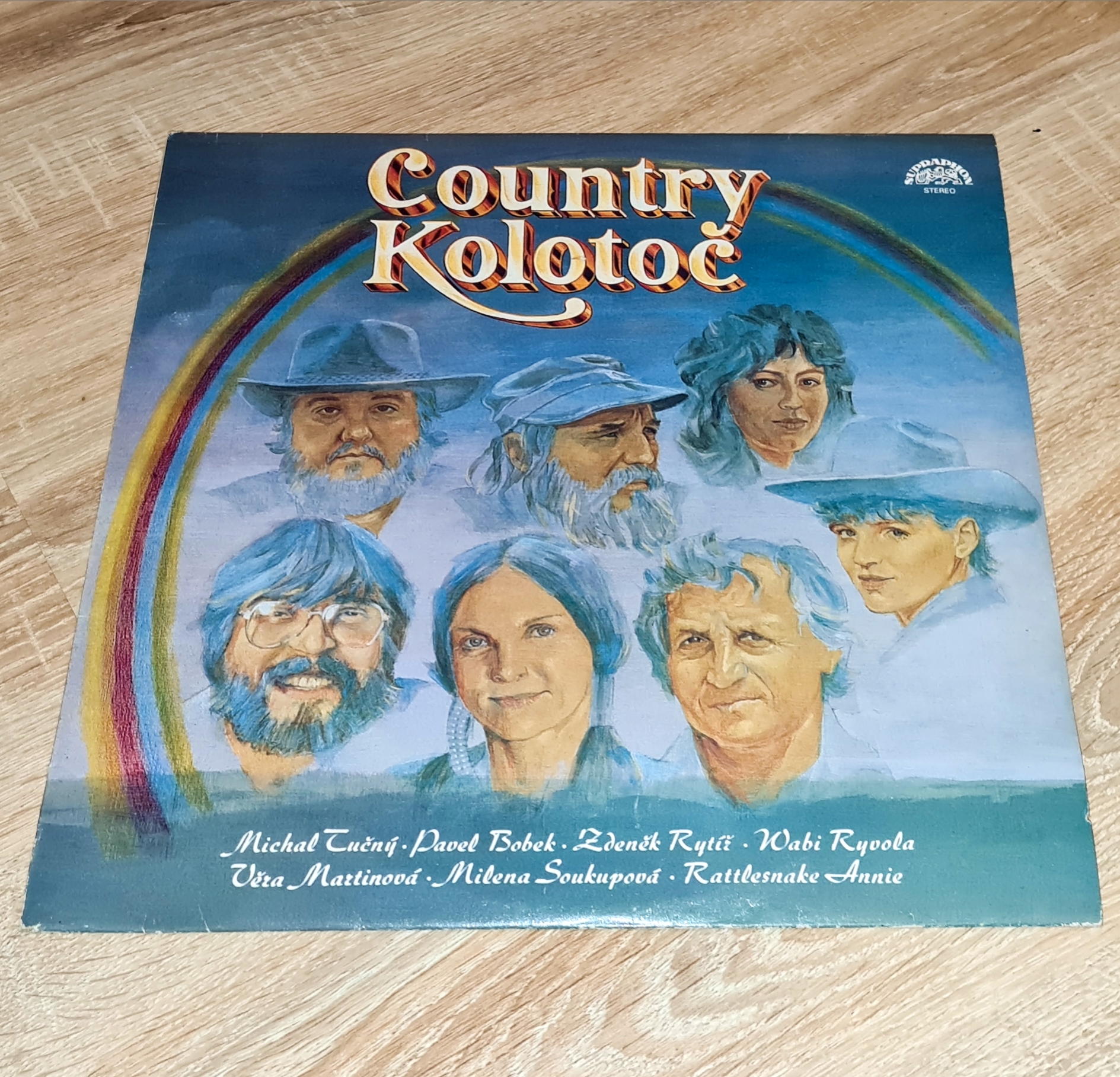 Michal Tučný - Pavel Bobek - Zdeněk Rytíř - Wabi Ryvola - Věra Martinová - Milena Soukupová - Rattlesnake Annie – Country Kolotoč 1981 EX, VYPRANÁ Vinyl (LP)