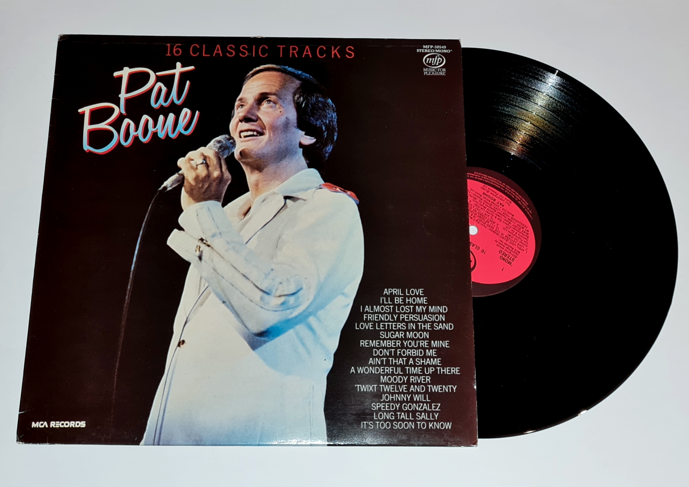 Pat Boone – 16 Classic Tracks 1982 EX-, VYPRANÁ Vinyl (LP)