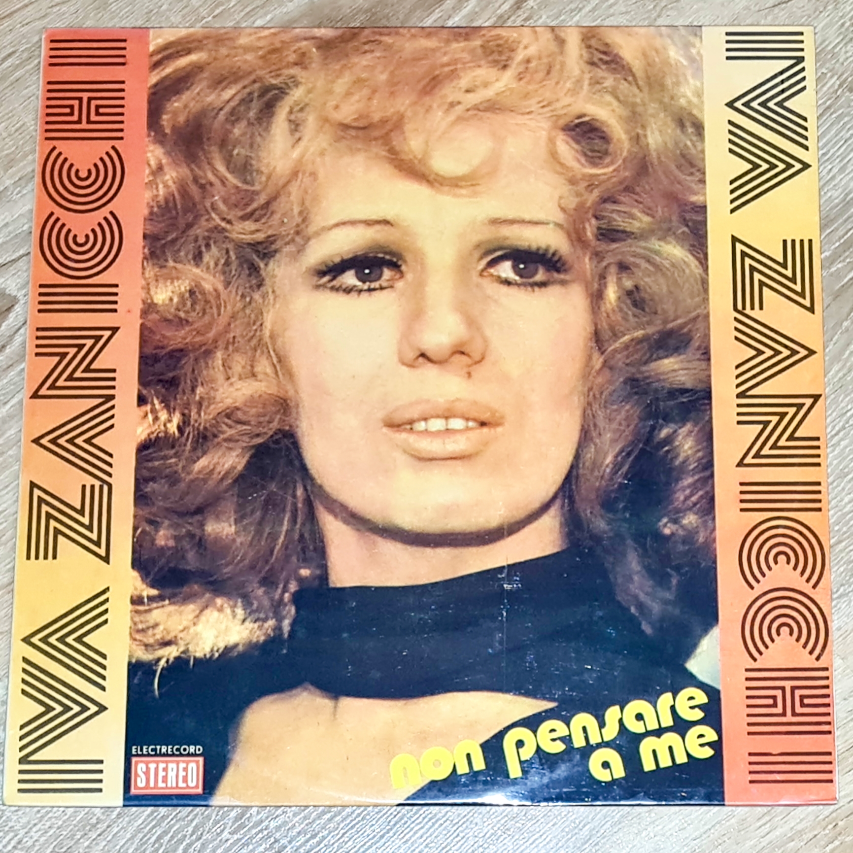 Iva Zanicchi – Non Pensare A Me 1977 EX, VYPRANÁ Vinyl (LP)
