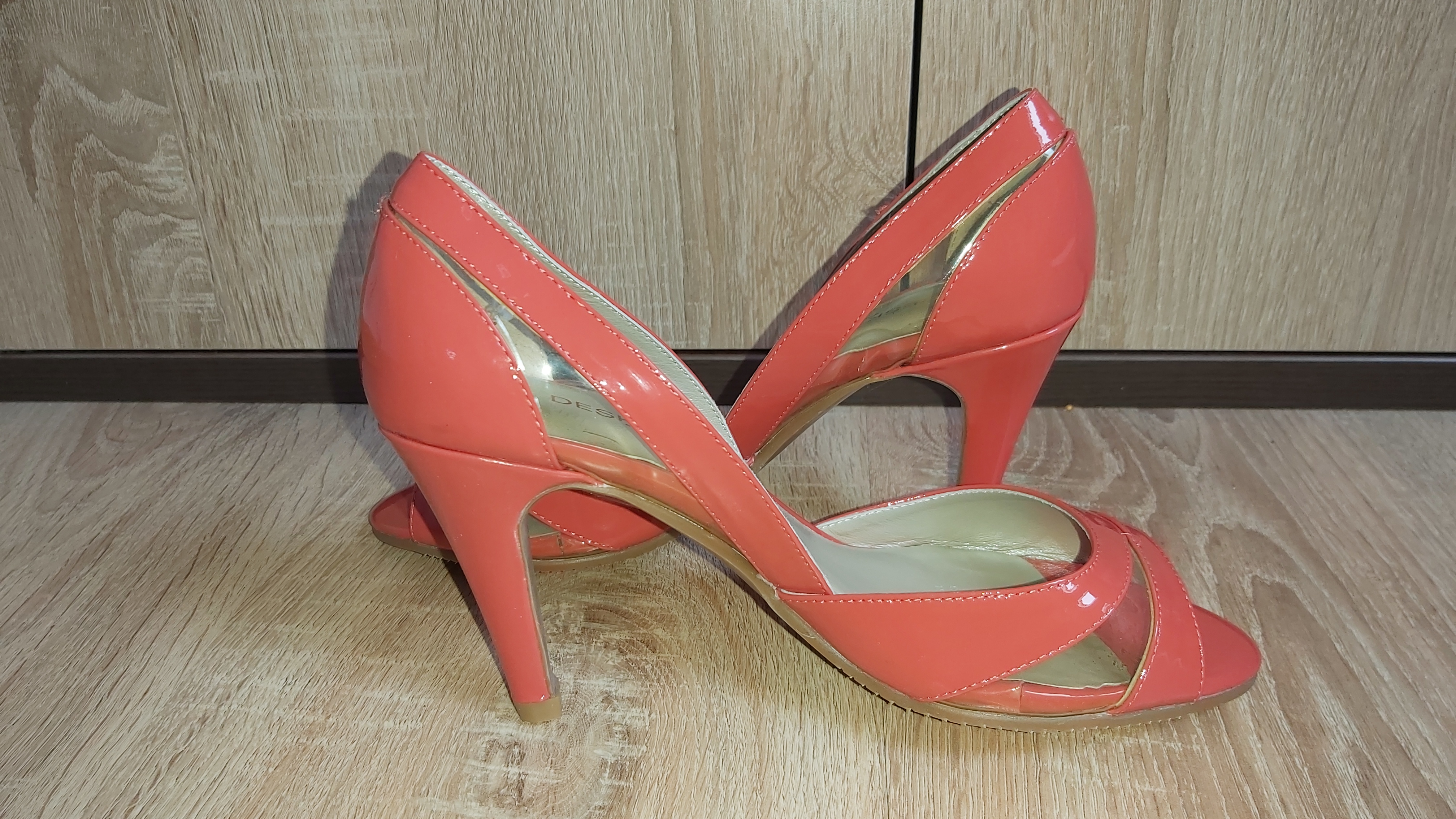 Dámské lodičky na podpatku DESKA 2H202, Velikost: 36 Výprodej