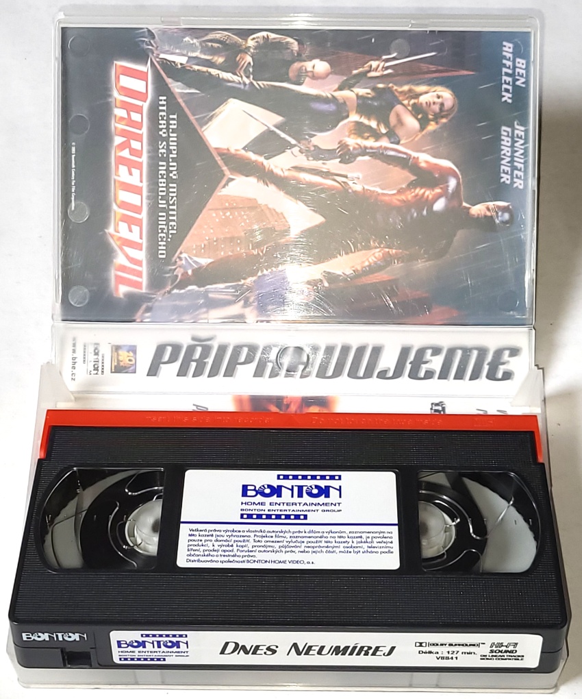 Dnes neumírej - James Bond agent 007 / VHS kazeta