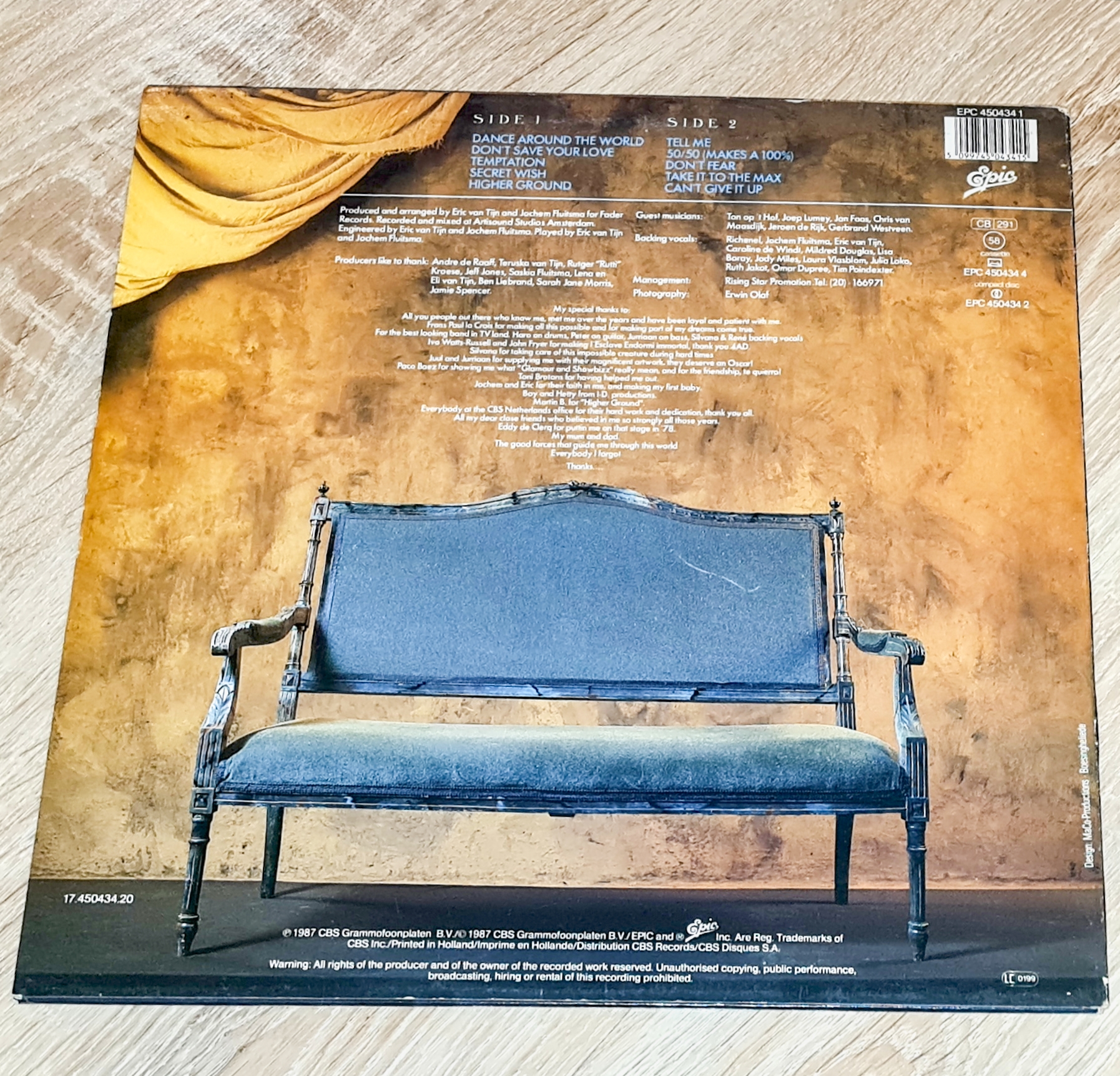 Richenel – A Year Has Many Days 1987 EX, VYPRANÁ Vinyl (LP)