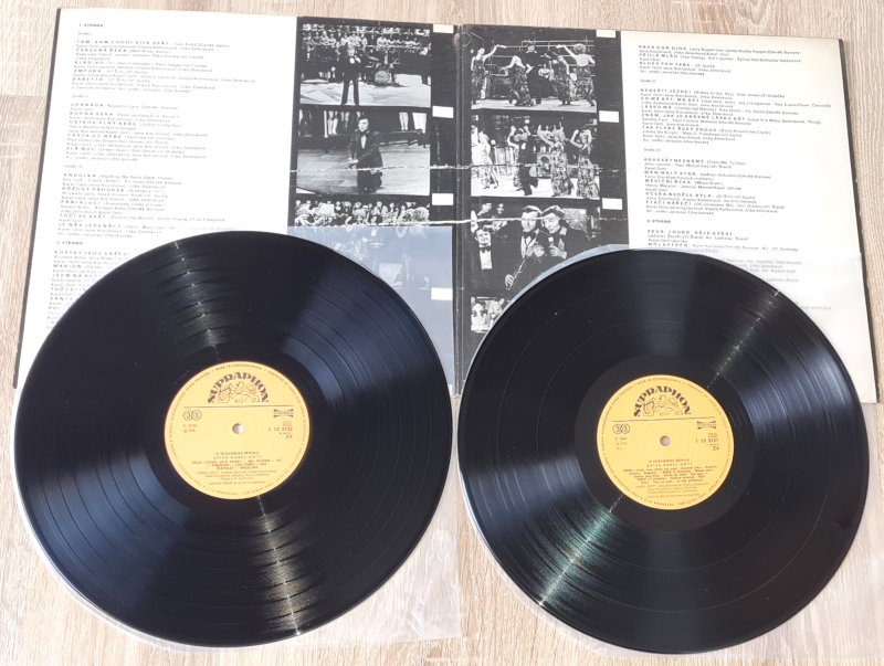 Karel Gott – Písně Z Televizního Seriálu "Zpívá Karel Gott" 1976 EX-, VYPRANÉ Vinyl (2LP)
