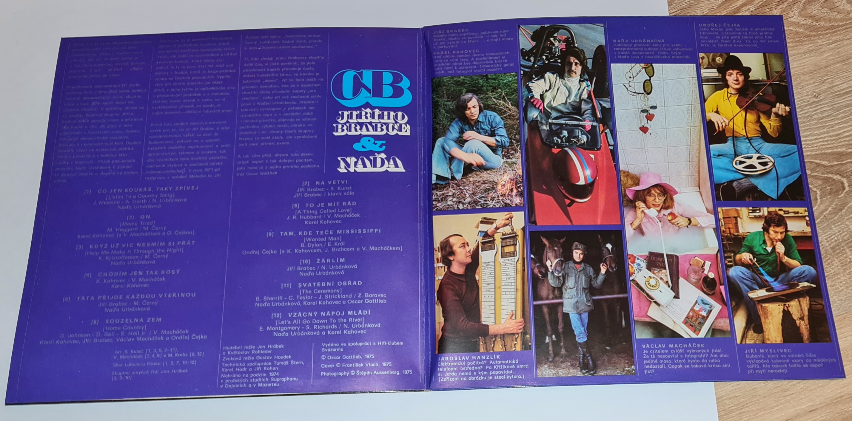CB Jiřího Brabce & Naďa – 3 1975 EX VYPRANÁ Vinyl (LP)