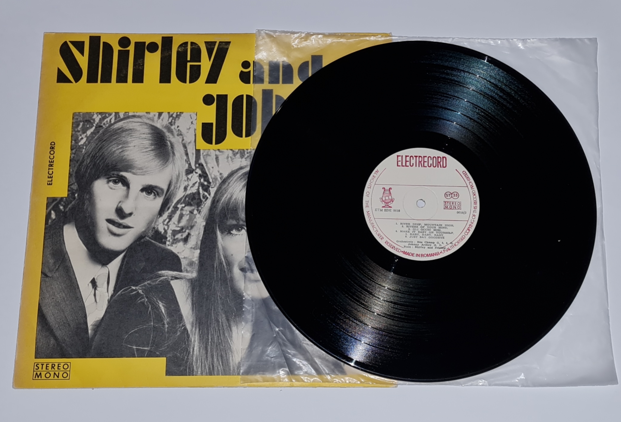Shirley And Johnny – Shirley And Johnny 1971 VG+, VYPRANÁ Vinyl (LP)