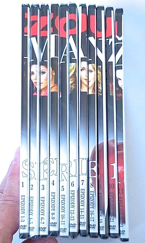 Zoufalé manželky - Kompletní 1. série (11 x DVD) nové, nerozbalené