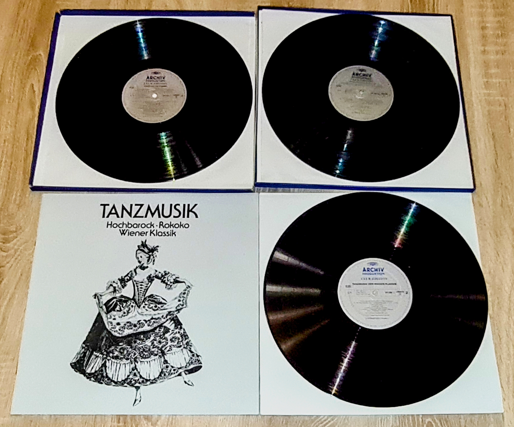 Ulsamer Collegium, Konrad Ragossnig, Ensemble Eduard Melkus – Tanzmusik Hochbarock Rokoko Wiener Klassik EX-/ EX, VYPRANÉ Vinyl (Box Set 3LP)