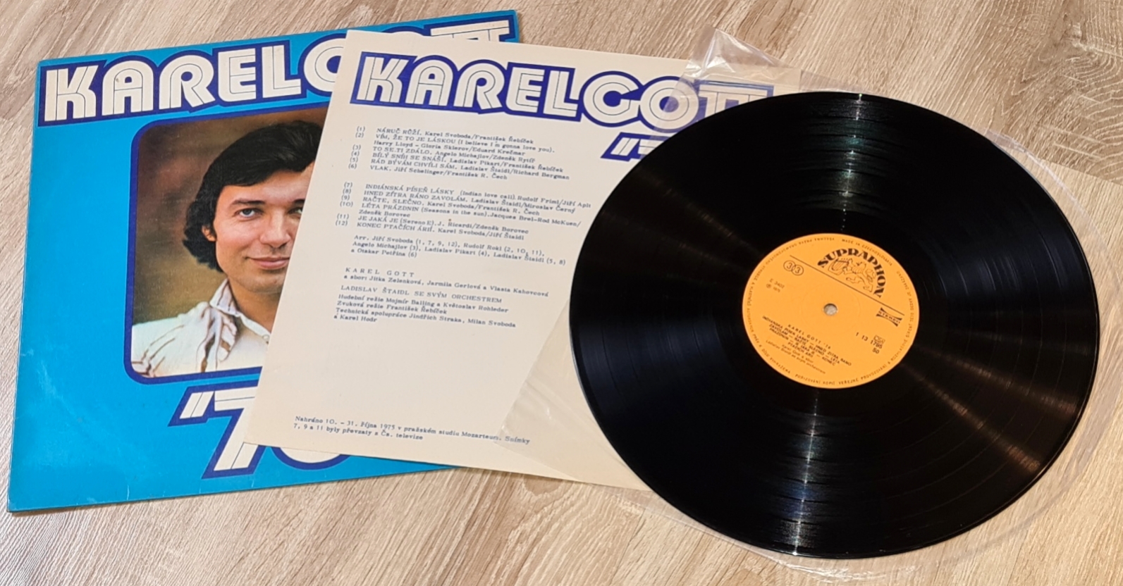 Karel Gott – Karel Gott '76 1975 VG+,  VYPRANÁ Vinyl (LP + příloha)