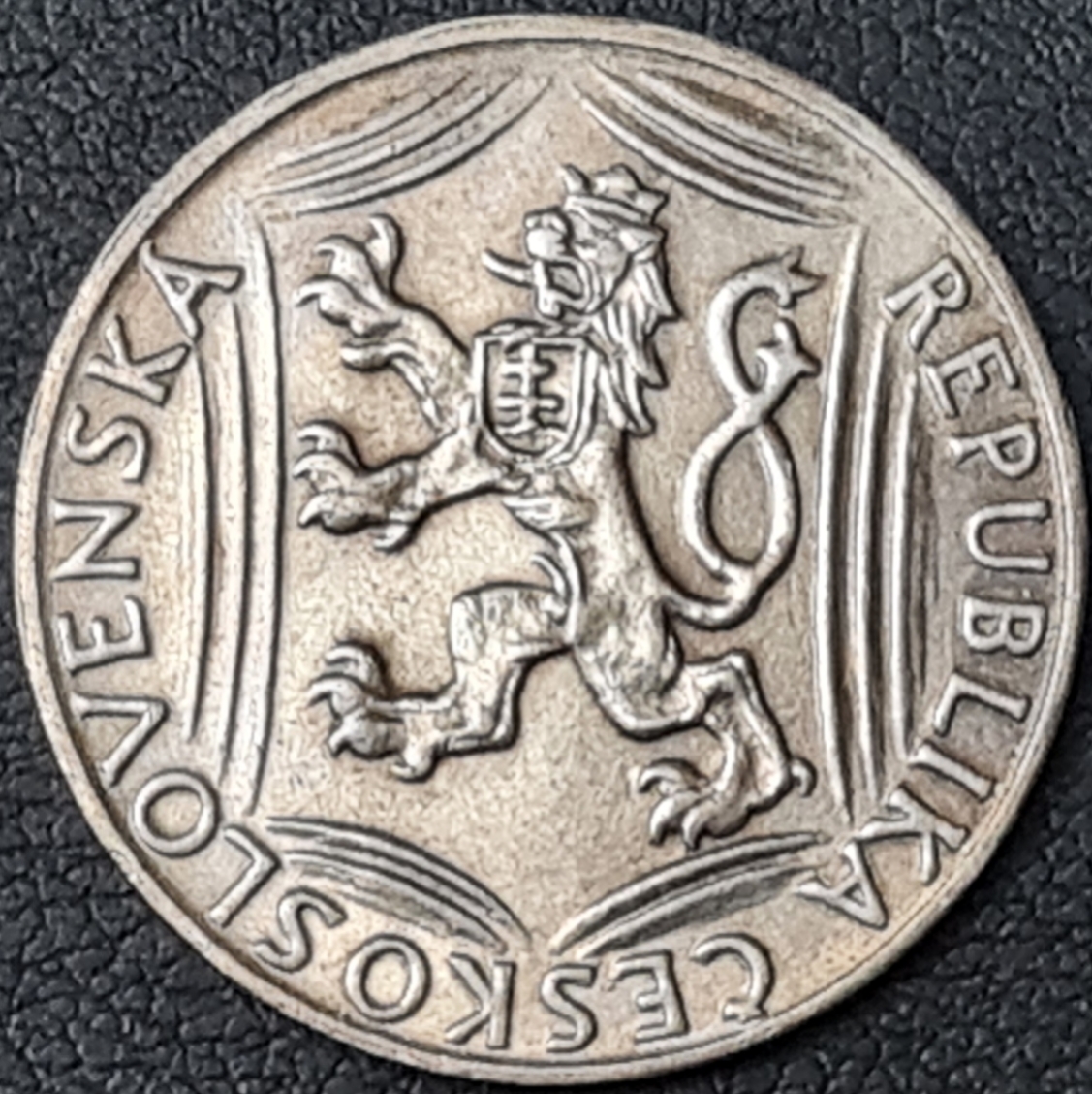 Ag 100 koruna 1948 - 30. výročí vzniku Československé republiky, mince