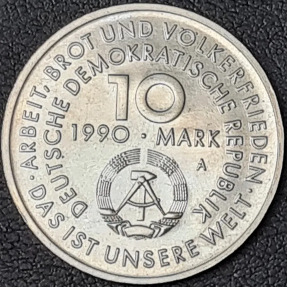 10 Mark 100 Jahre 1. Mai DDR 1990, mince