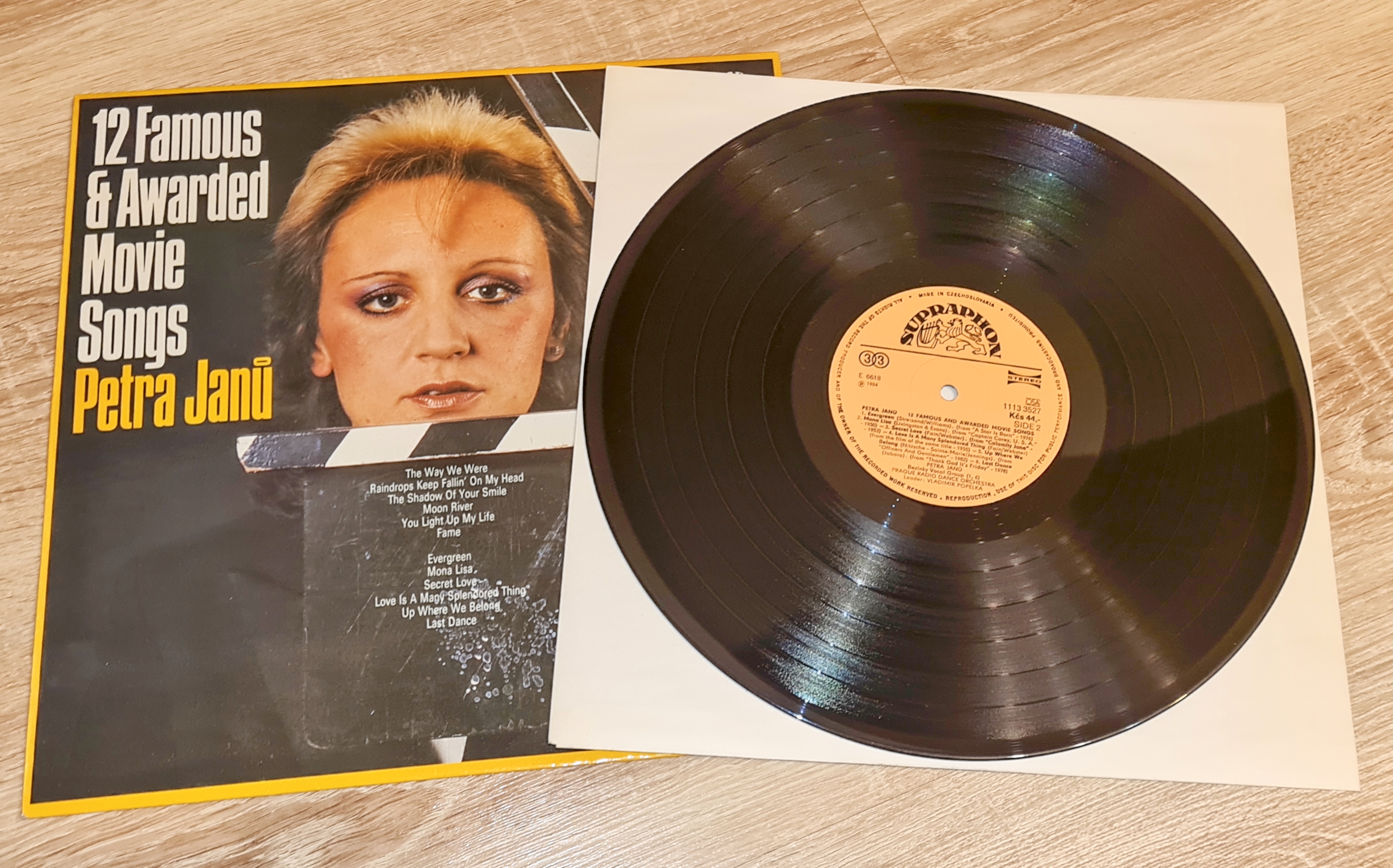 Petra Janů – 12 Famous & Awarded Movie Songs 1984 EX, VYPRANÁ Vinyl (LP)