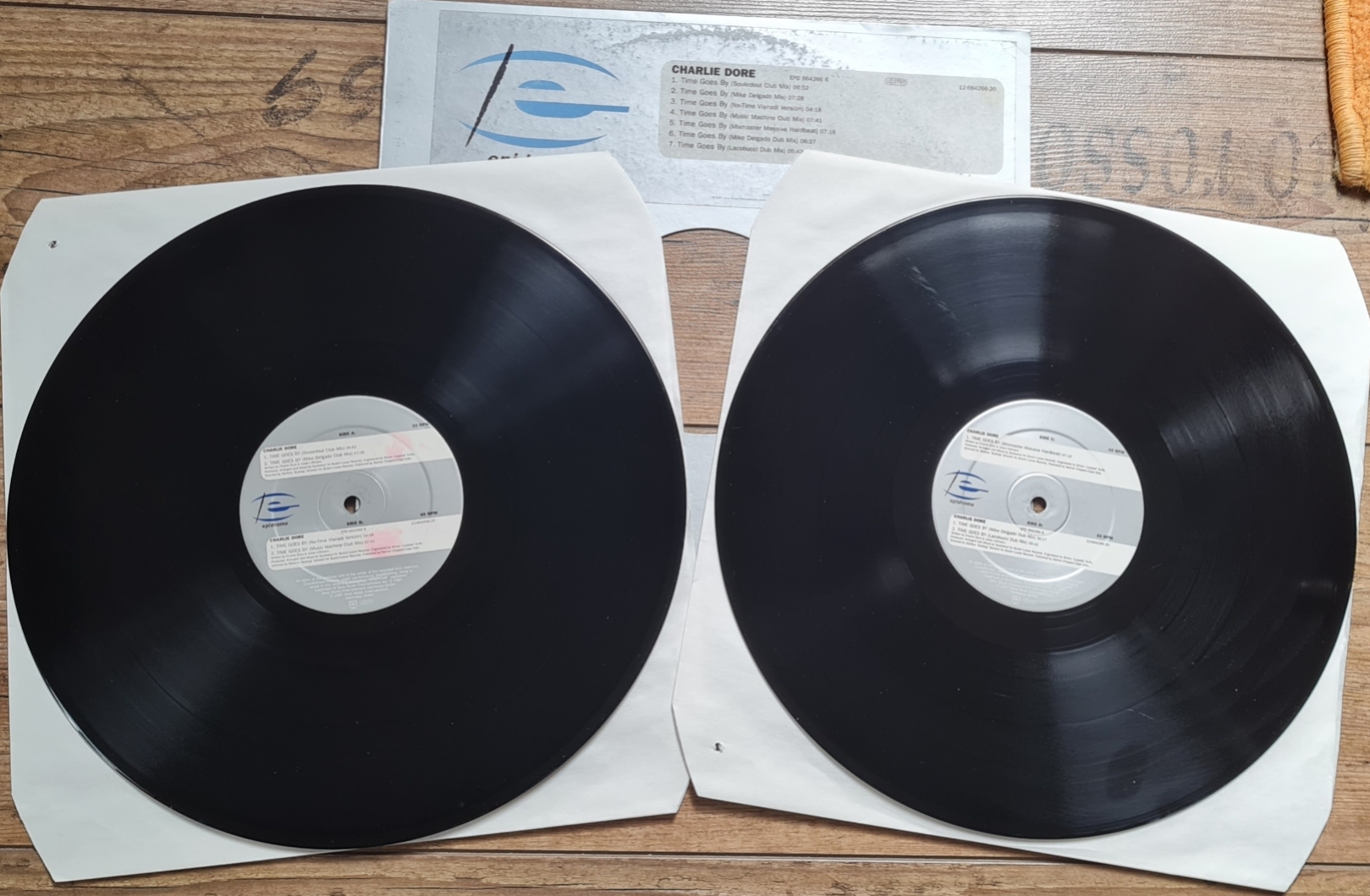 Charlie Dore – Time Goes By 1997 Single VG, VYPRANÉ Vinyl (2 desky)