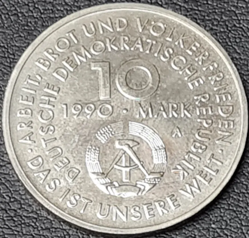 10 Mark 100 Jahre 1. Mai DDR 1990, mince